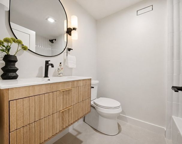 219 Hunting Rd, Needham, MA 02494