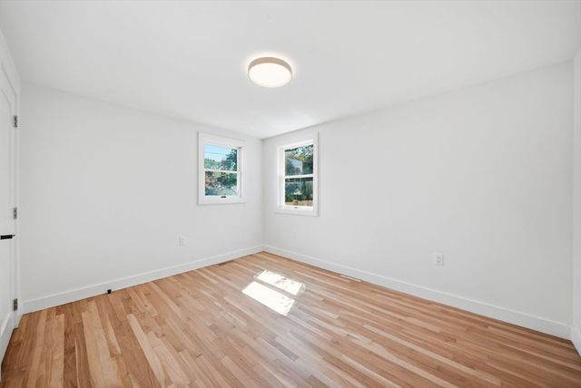 219 Hunting Rd, Needham, MA 02494