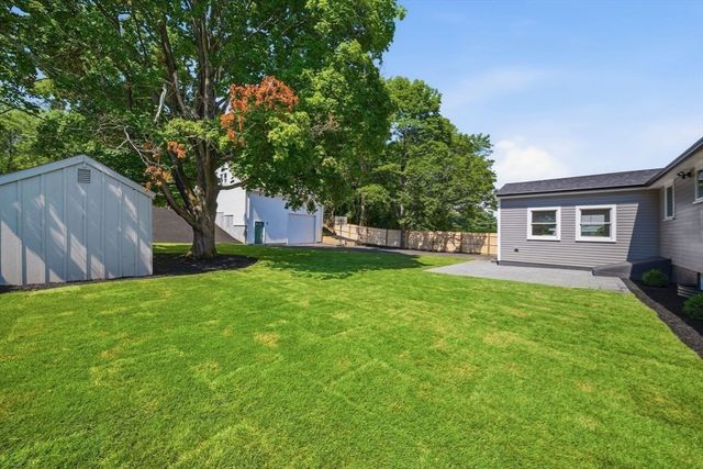 219 Hunting Rd, Needham, MA 02494