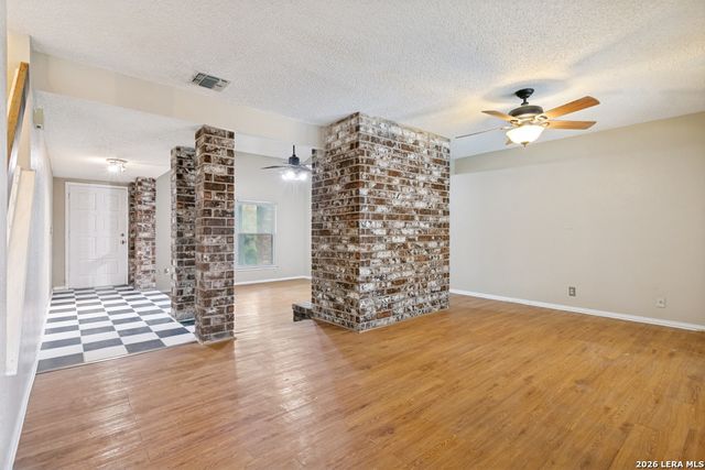 14131 SHIRE OAK ST, San Antonio, TX 78247