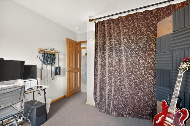 85 Herrada Road, Santa Fe, NM 87508