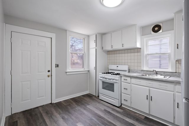 937 Davis Avenue Nw, City Of Grand Rapids, MI 49504