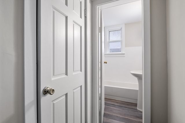 937 Davis Avenue Nw, City Of Grand Rapids, MI 49504