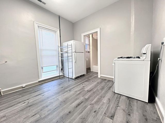 937 Davis Avenue Nw, City Of Grand Rapids, MI 49504