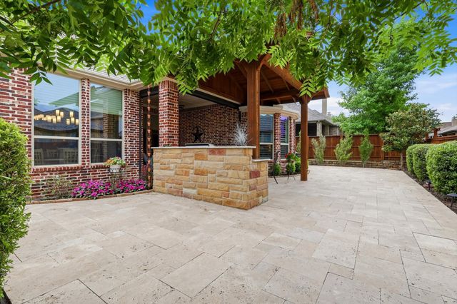 1321 Bluebell Avenue, Lantana, TX 76226