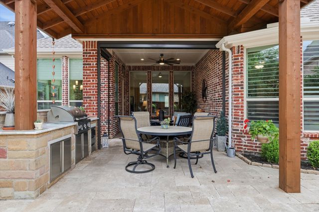 1321 Bluebell Avenue, Lantana, TX 76226
