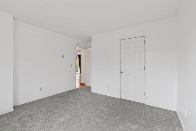 14115 Pennock Avenue 301, Apple Valley, MN 55124