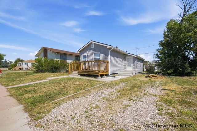 2006 E 16TH ST, Cheyenne, WY 82001