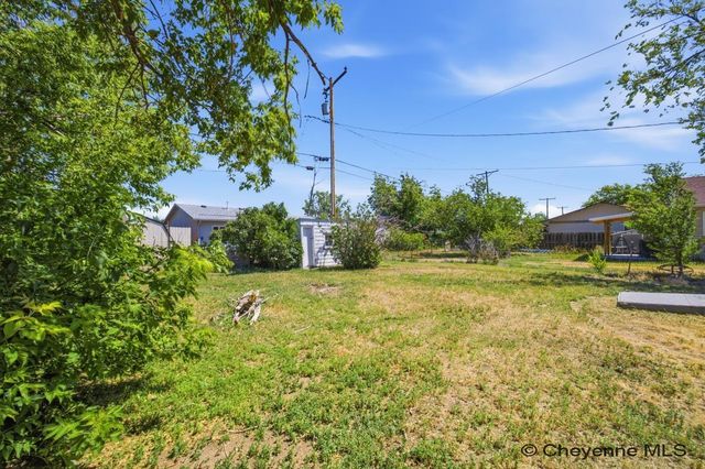 2006 E 16TH ST, Cheyenne, WY 82001
