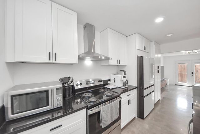 5801 Lumberdale Road 120, Houston, TX 77092