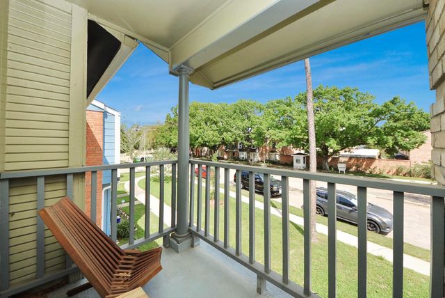 5801 Lumberdale Road 120, Houston, TX 77092