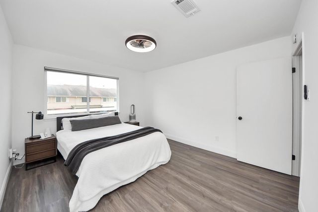 5801 Lumberdale Road 120, Houston, TX 77092