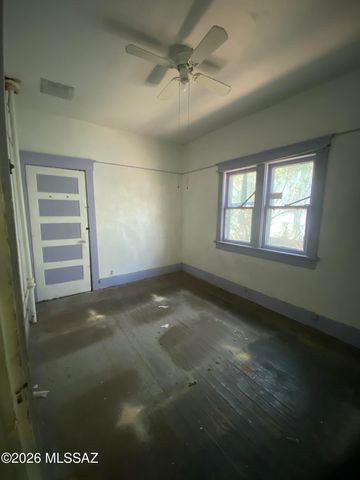 728 S 3rd Avenue, Tucson, AZ 85701