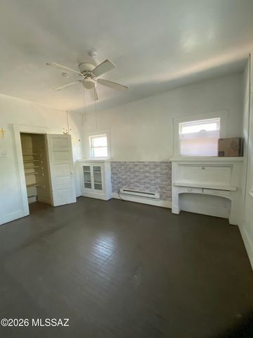 728 S 3rd Avenue, Tucson, AZ 85701