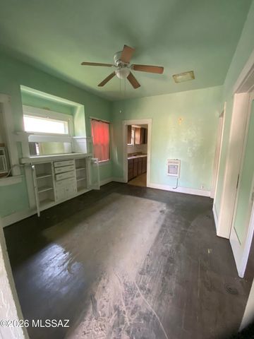 728 S 3rd Avenue, Tucson, AZ 85701