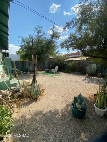 728 S 3rd Avenue, Tucson, AZ 85701