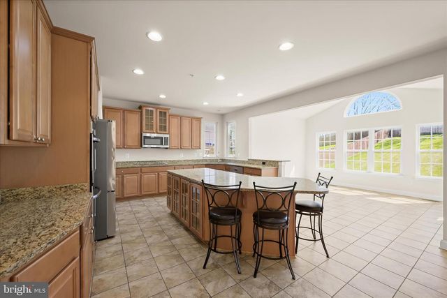5818 CLAREMONT DR, Elkridge, MD 21075
