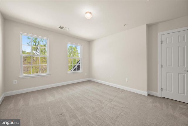 5818 CLAREMONT DR, Elkridge, MD 21075