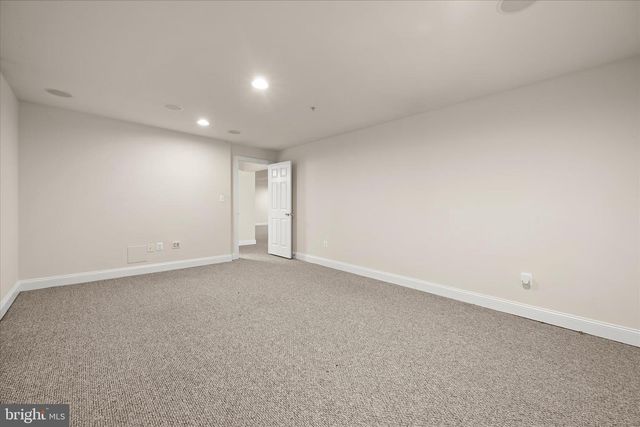 5818 CLAREMONT DR, Elkridge, MD 21075
