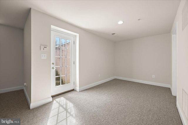 5818 CLAREMONT DR, Elkridge, MD 21075