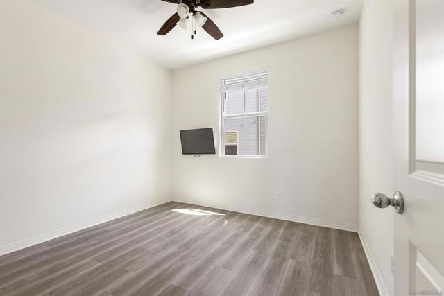 513 Pelican Ln, Imperial Beach, CA 91932
