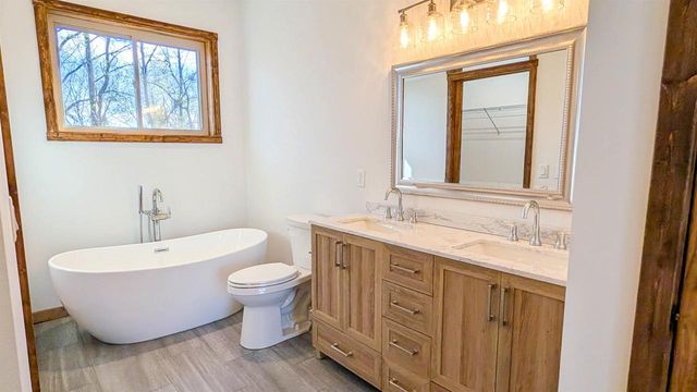 775 Westmor Street, Spring Green, WI 53588