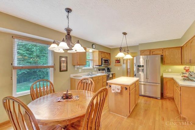 1466 Elmbrooke Court, Batavia Twp, OH 45102