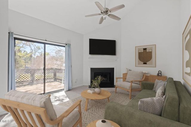 4 Applewood Square, Durham, NC 27713