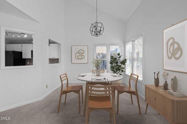 4 Applewood Square, Durham, NC 27713