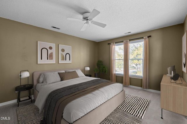 4 Applewood Square, Durham, NC 27713