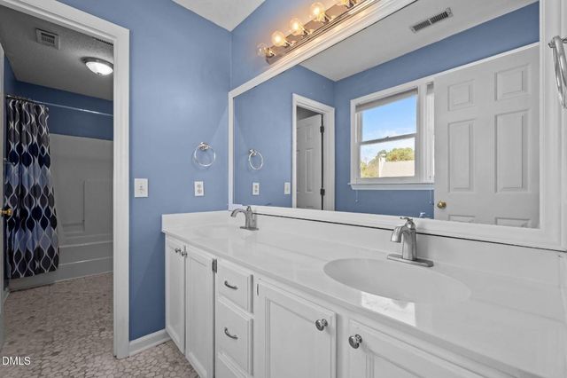 4 Applewood Square, Durham, NC 27713