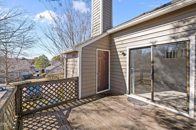 4 Applewood Square, Durham, NC 27713