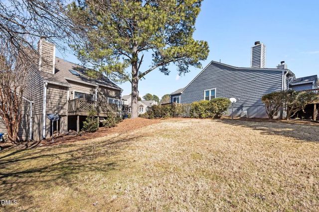 4 Applewood Square, Durham, NC 27713