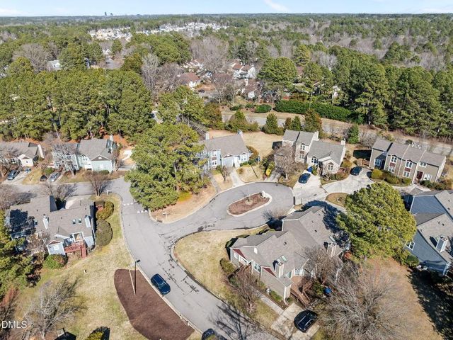 4 Applewood Square, Durham, NC 27713
