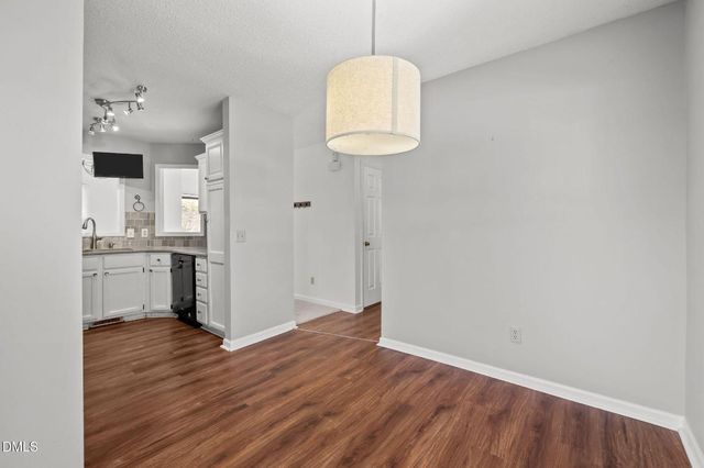 4 Applewood Square, Durham, NC 27713