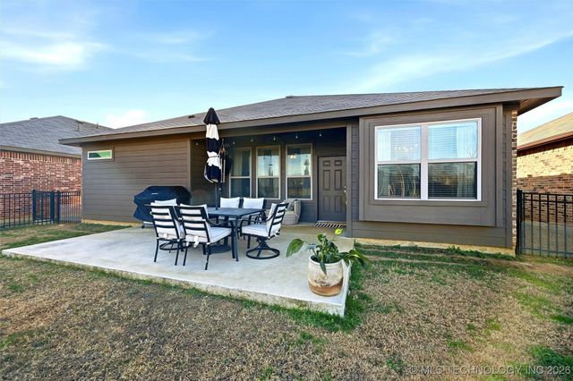 96 Tallgrass, Calera, OK 74730