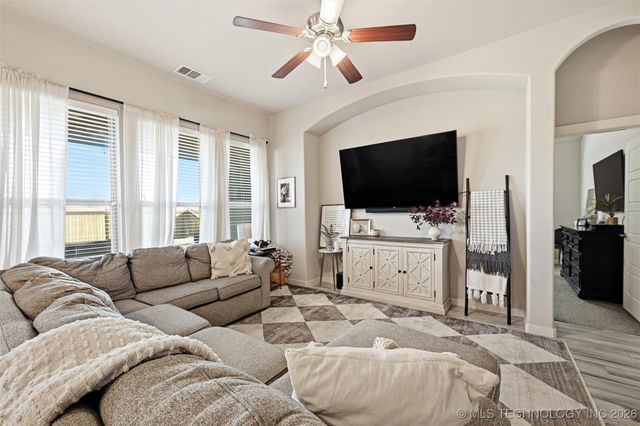 96 Tallgrass, Calera, OK 74730