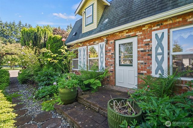 5458 Northwest Drive, Bellingham, WA 98226