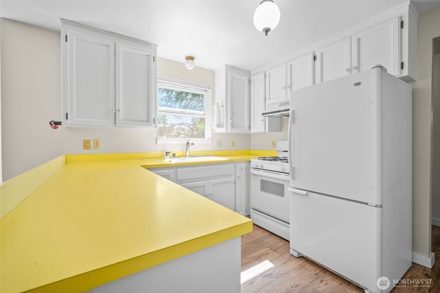 5458 Northwest Drive, Bellingham, WA 98226