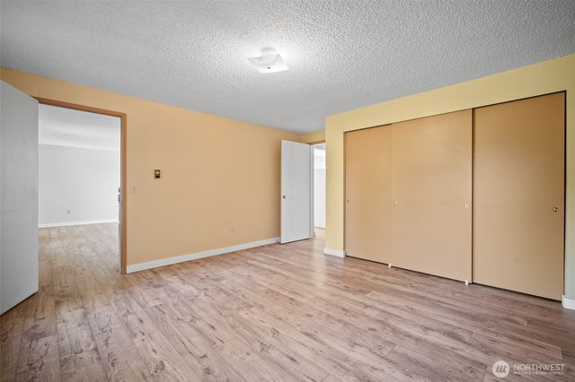 5458 Northwest Drive, Bellingham, WA 98226