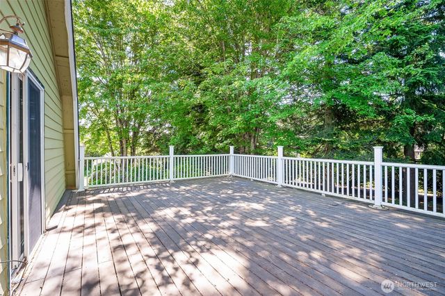 5458 Northwest Drive, Bellingham, WA 98226