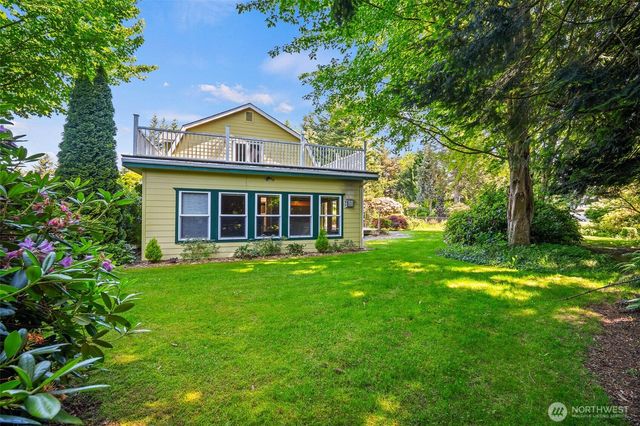 5458 Northwest Drive, Bellingham, WA 98226