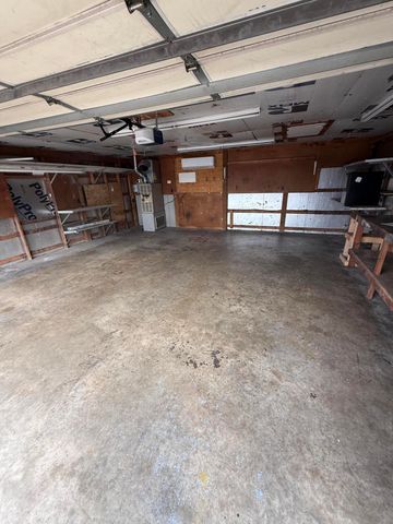 27505 S 614 Road, Grove, OK 74344