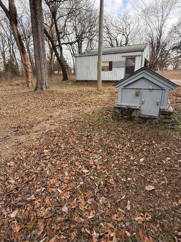 27505 S 614 Road, Grove, OK 74344