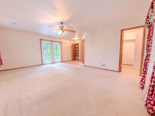 27505 S 614 Road, Grove, OK 74344