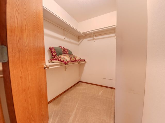27505 S 614 Road, Grove, OK 74344
