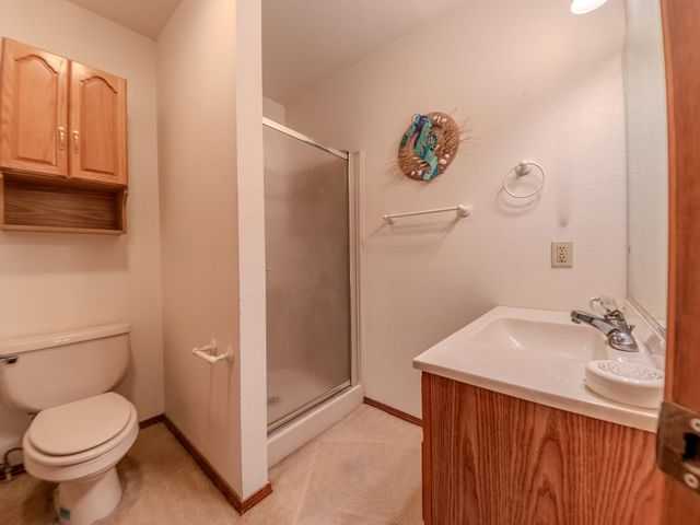27505 S 614 Road, Grove, OK 74344