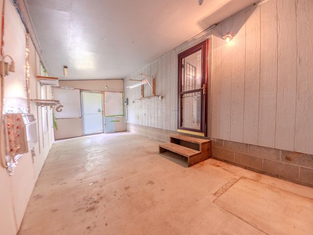 27505 S 614 Road, Grove, OK 74344