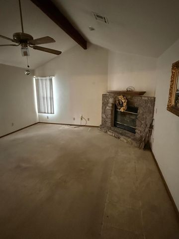 27505 S 614 Road, Grove, OK 74344