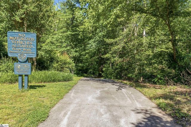 120 Laurel Oak Trail, Simpsonville, SC 29681